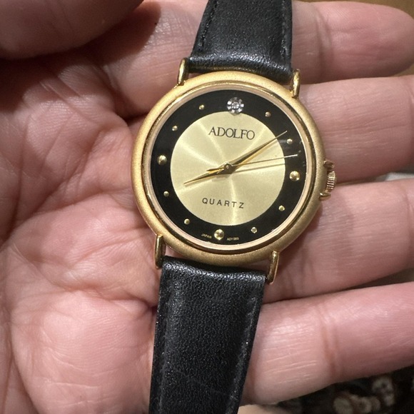 Vintage Adolfo Watch Unisex 33mm Gold Tone Black Dial Leather Band New Battery - Picture 2 of 9